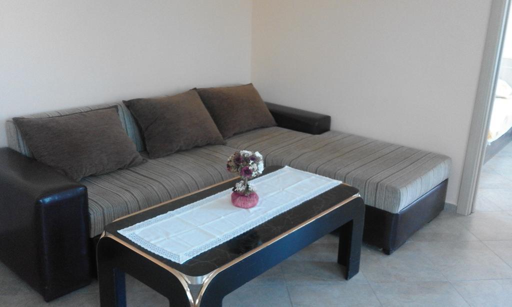 Apartments Sea Sounds Поморие Экстерьер фото